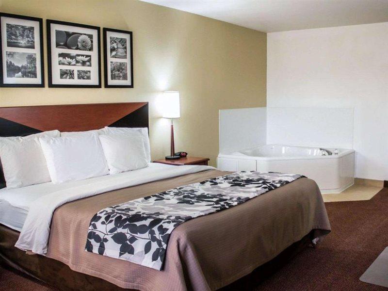 Quality Inn & Suites Чамберсберґ Екстер'єр фото