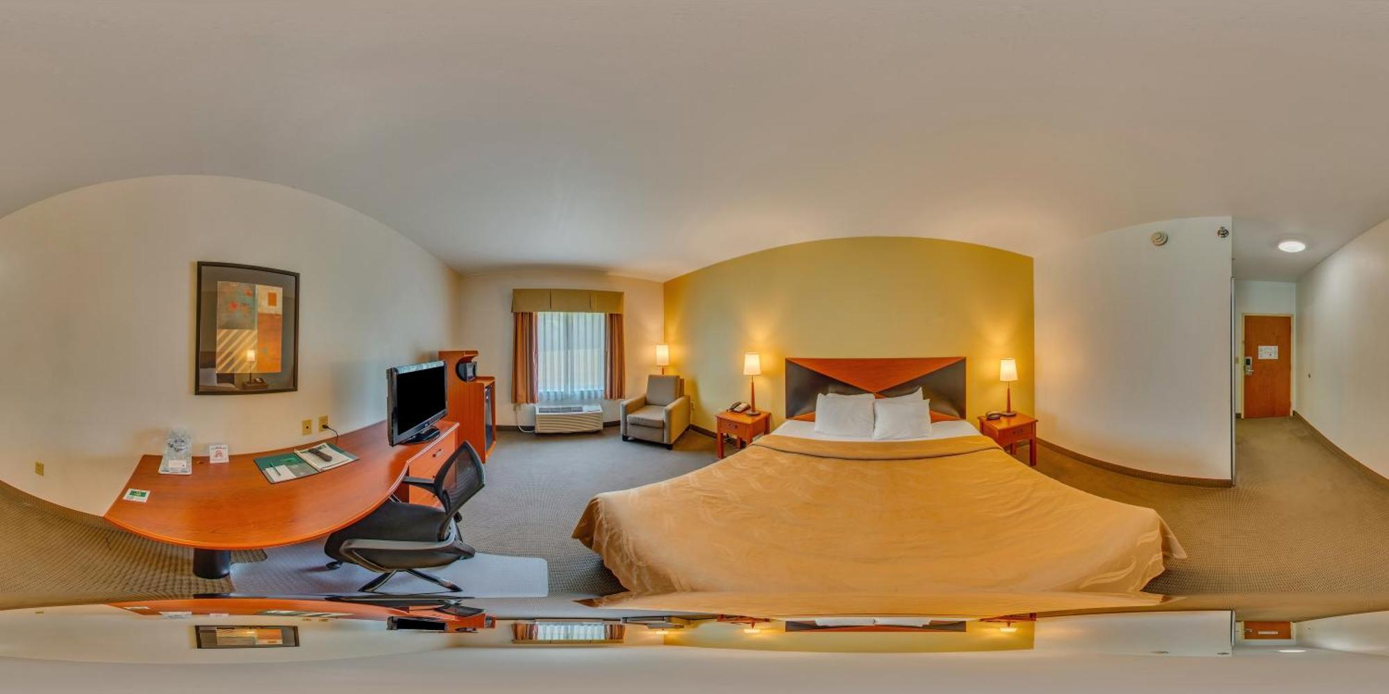 Quality Inn & Suites Чамберсберґ Екстер'єр фото